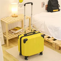 Светло-желтый