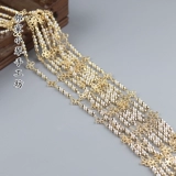 Высокопроизводительный 4 -миллиметровый имитационный жемчужный цепь запутанный цветочный материал