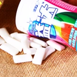 Yida Root Gum о 40 капсулах/бутылке 56GX3 бутылки дыхания свежие закуски конфеты многократные