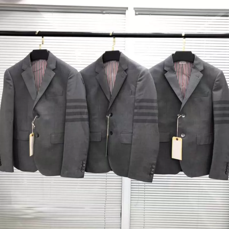 Quái vật tb nhỏ ban đầu phù hợp với TB vô hình bốn thanh phù hợp với áo khoác nam mô hình kinh doanh bình thường - Suit phù hợp