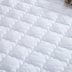 Qingcang Hotel Hotel Simmons Cotton trắng Pad bảo vệ rửa giường nệm mỏng 褥 Độc thân đôi giường tròn Pad 笠 nệm cao su kymdan Nệm