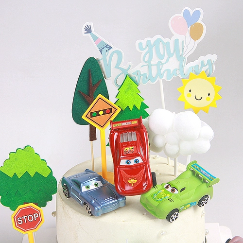 Детская сцена на день рождения