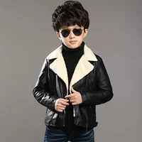Quần áo trẻ em mùa thu đông 2018 Áo khoác bé trai mới giản dị của Hàn Quốc trong chiếc áo khoác bé trai mùa đông cộng với nhung dày áo khoác trẻ em hàn quốc