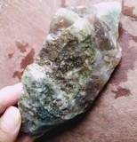 Природная руда из нефрита, 286 грамм