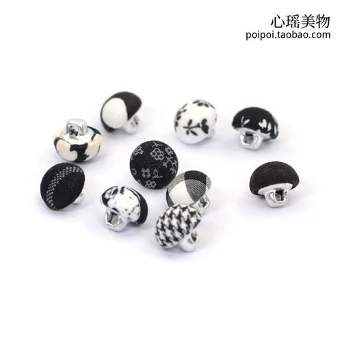 Песочная рубашка с грибочками-гвоздиками, тканевые пуговицы, сферическая юбка