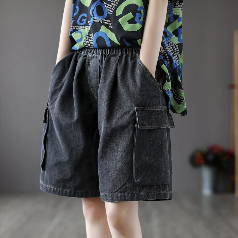 Elastic waist, large pocket, wide leg, five-inch denim shorts for women's summer, 2022 new style, retro loose mid-length pants details Picture