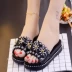 Dép nữ mùa hè thời trang cá tính Sinh viên Hàn Quốc chống trượt từ lười kéo hoang dã dày đáy dép sandal nữ - Dép Dép
