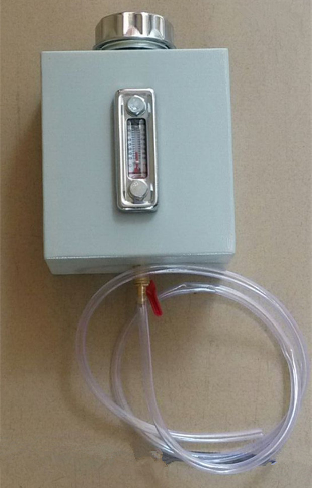 带仪表滴油器双面给油机油壶冲牀给油机铁油壶 铁油箱 带刻度油壶