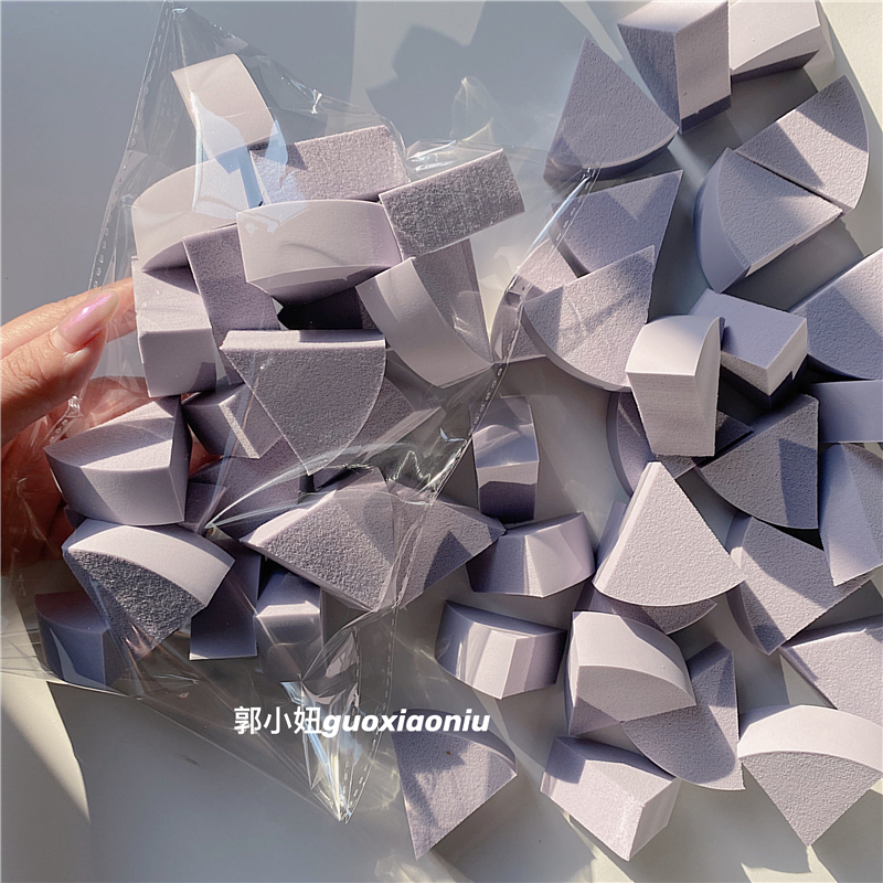 Purple triangle leather flour puff 20 pieces per bag
