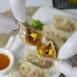 正大 Кукурузные овощи, пельмени на пару свинины, быстрые замороженные пельмени, замороженные пельмени, легко есть полуфинансированные закуски на завтрак питания
