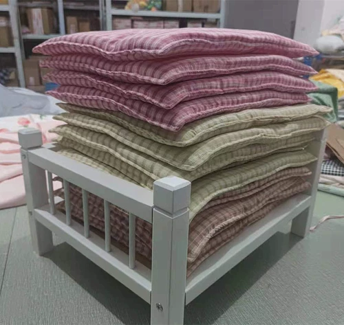 Устойчивый к постели, антипригарный, дышащий коврик пудрово-синего цвета.