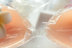Áo tắm silicon vô hình dán áo ngực không thấm nước tập hợp dày ngực pad áo ngực cô dâu đồ lót giả áo ngực dán ngực Nắp núm vú