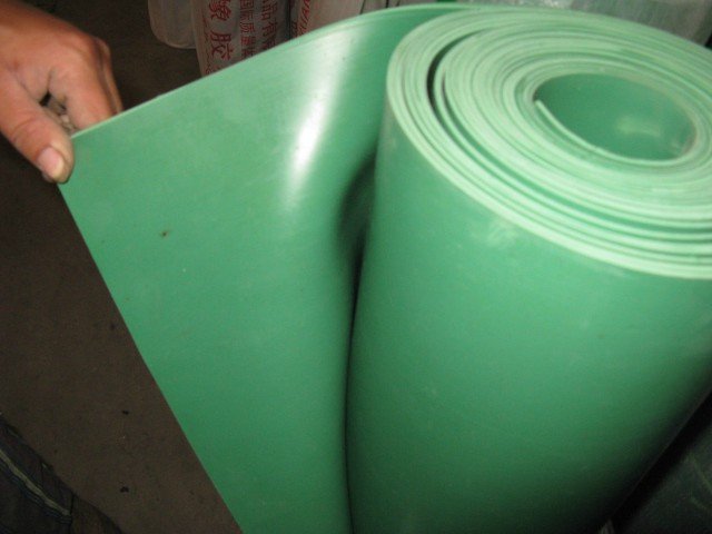Гибка полиуретана. Полиуретан гибкий листовой 1mm. Резина зеленая листовая. Полиуретан листовой зеленый. Резина 3,2 мм idssheet.