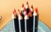 12 màu matte lip bút chì môi lót chính hãng không thấm nước lâu dài son môi bút không đánh dấu giữ ẩm phù hợp với 	son hình cây bút chì	 Bút chì môi / môi lót
