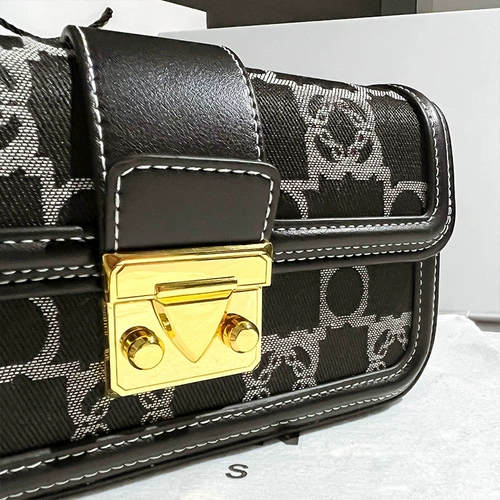 Небольшая дизайнерская демисезонная сумка на одно плечо, сумка через плечо, из натуральной кожи, премиум класс