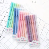 Невидимая лампа освещает ультрафиолетовые линии ультрафиолетовой линии сеть красного обмана исповеди, написание бесцветного анти -пипеткого дневного магии