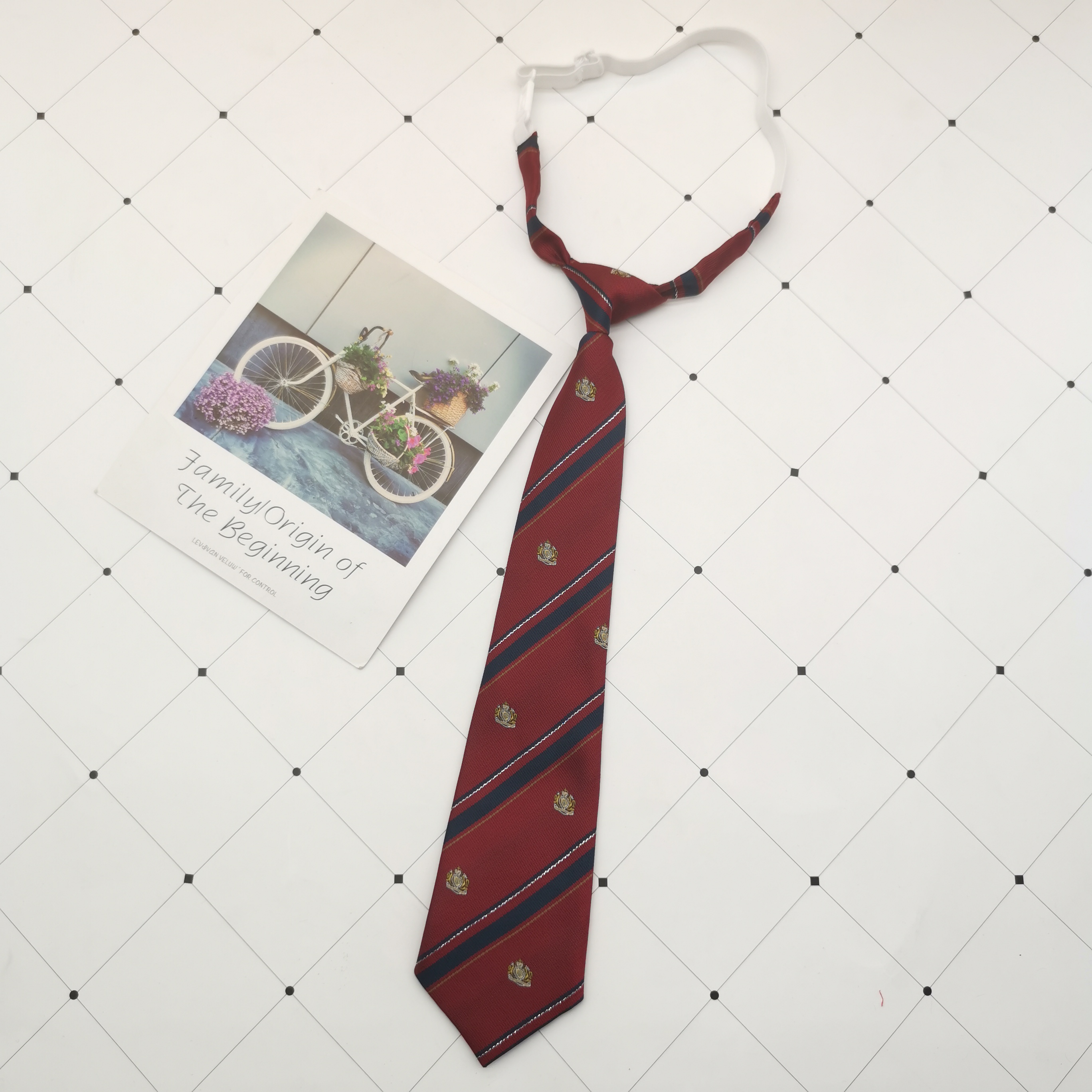 35 * 7Cm No Tie【 Silver wire Wine red an crown 】 Bow tie JK uniform collar isignina solar system Academic atmosphere Sailor suit necktie men and women suit