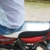 Thích hợp cho Yamaha 125 bọc ghế xe máy chống nắng chống thấm nước bốn mùa Tianjian YBR Tianji xây dựng k dày da chân chống nghiêng xe máy chân chống giữa xe wave Các phụ tùng xe gắn máy khác