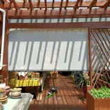 Балконный дождь, защищающий от дождя и поставка ветропродажного ветропроницаемого солнцезащитного крема, зажигая солнечный клык следовал автоматическому автоматическому