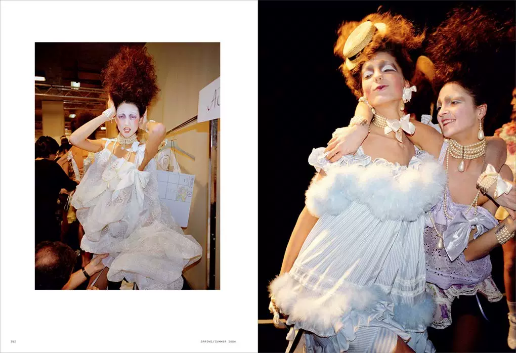 Джон Галляно (John Galliano), модная манекен-глава, фотоальбом