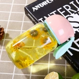 Компания Custom Gift Cup Company, продвигая рекламную акцию водяной чашки, сотрудники логотипа для отправки подарков на фестивале благосостояния с чашками