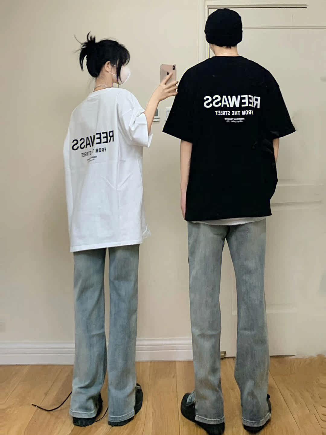 American vibe style couple pants, high street trendy brand design sense, niche washed distressed zipper split jeans for men Application Scenario