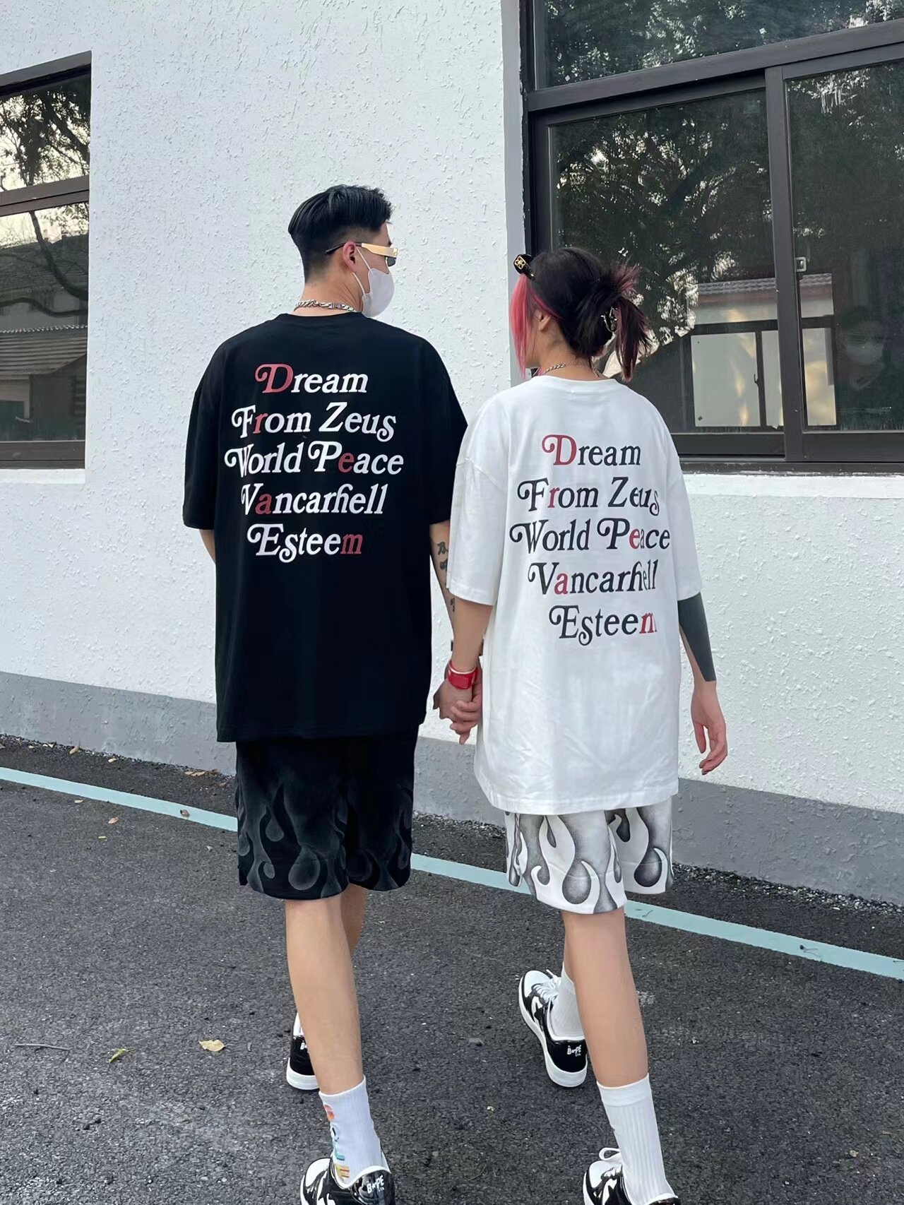 European and American original dark style retro figure print short-sleeved T-shirt men's fashion brand ins summer loose plus-size couple outfits details Picture