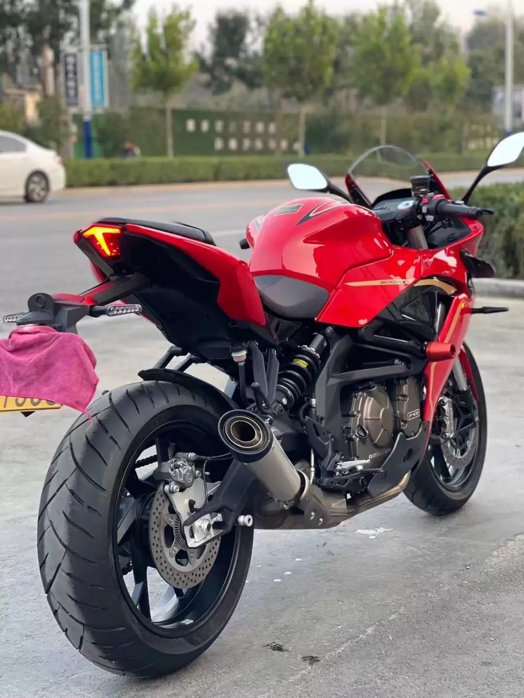 Chunfeng 450SR спортивный автомобиль Qianjiang 600 чотврёхцилиндровый имитация CBR600 водяное охлаждение 250 Jinjila 300CC мотоцикл