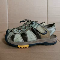 Nhà máy rò rỉ giải phóng mặt bằng bắp cải giá giày da nam thể thao giản dị dép chống trơn trượt Giày da đi biển Baotou - Sandal giày nam