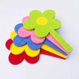 Детский сад рук -приготовление симуляции цветочных видов спорта церемония открытия детских утренних упражнений.