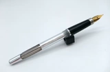 Старый инвентарь старая стальная ручка Yongsheng 220 All -Steel Dragon и Phoenix Steel Pen Training 90 -х
