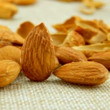 Синьцзян Специальный продукт бумага Patan 500G орехи Peel Tilled Mild Padama небольшие закуски сухожили