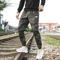 Черный и серый камуфляж с боковыми карманами (шесть карманов)