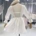2018 mùa thu và mùa hè mới Hàn Quốc phiên bản của các trường đại học gió hollow móc hoa V-Cổ dài tay cao eo mỏng tính khí ăn mặc nữ Váy eo cao