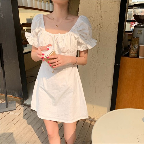 WhiteFrench first love lwd  female summer 2021 Sense of design Minority temperament Show thin Chaoxian Sweet little chap Dress