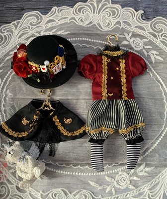 taobao agent Spot free shipping doll clothing dress 1/64 points BJD small cloth 8 points 12 points, gentleman men's blood rose