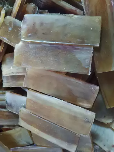 Быки рога овечьи рога чистое цвет кровотечение 130x40x4-6 мм инкрустация резного ручки с резным ножом угловой сырье сырье