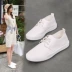 Giày nữ nhỏ màu trắng mùa thu 2017 phiên bản mới của Hàn Quốc của giày nữ hoang dã đế bằng với giày vải đế bằng da trắng Plimsolls