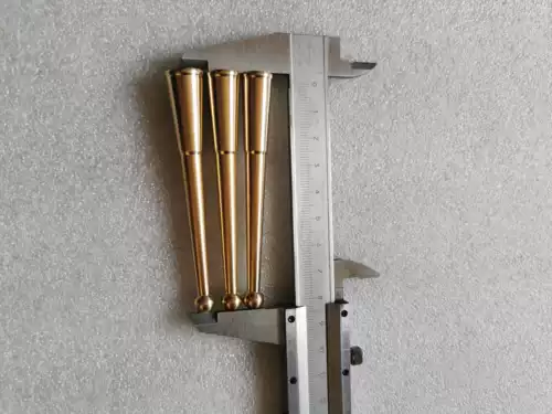 Горячие старые модные местные сигареты чистые медные товарищи -сигареты!8,5 см в длину!Добро пожаловать в ноль в больших количествах!