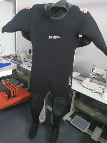 Сухая сухая одежда с шляпами, входная одежда для сухой одежды, выхлопная сухой куртка проект дайвинг подводной спасательный сервис 6 мм