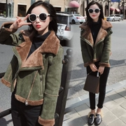 Phiên bản Hàn Quốc lông xù một chiếc áo khoác da lộn ngắn nữ mùa đông dày cộng với áo khoác nhung xe máy là áo mỏng