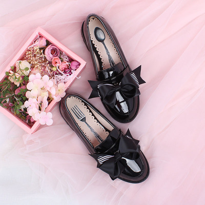 taobao agent Brand retro Japanese student pleated skirt, Lolita style