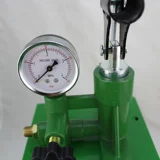 Ручная тестовая насосная машина нажатия на нагревательном нагревном трубопроводе.