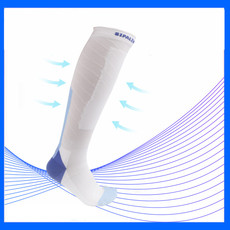 Фехтование носки 【顺丰包邮】击剑袜升级功能性击剑袜阶梯式压力亲肤吸汗透气剑袜