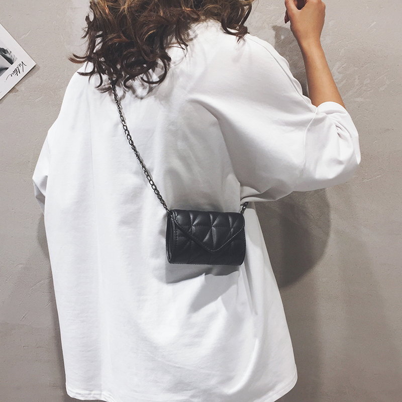 Triangle Cover Smallsummer like a breath of fresh air chain Small bag 2021 new pattern tide One shoulder Mini Small square bag Versatile fashion Foreign style Messenger