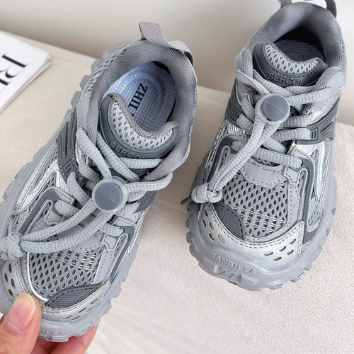 Детские туфли для мальчиков, спортивная обувь, повседневная обувь, подходит для подростков, мягкая подошва, тренд сезона