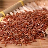 Красный рис красный рис красный кровавый рис коричневый рис рис yimeng горные фермеры, продуктивные для самостоятельного удержания красный рис красный коричневый рис 250g