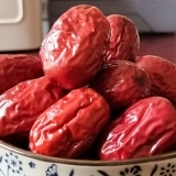 Новый продукт Синьцзян Красные Даты и Field Jujube 500G Сумка Установленная кусочка Jucebe Specialties для выпивки закуски для закусок