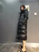 Chống mùa bán chăn nhỏ xuống áo khoác nữ dài 2018 mùa đông mới Hàn Quốc phiên bản dài mảnh màu đen trên đầu gối - Xuống áo khoác