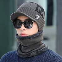 Есть карниковые карнистые серые (расколотые)